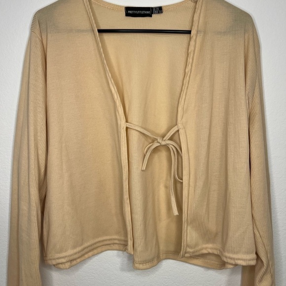 Pretty Little Thing Women’s Cream Cardigan Size 22 - Picture 2 of 7